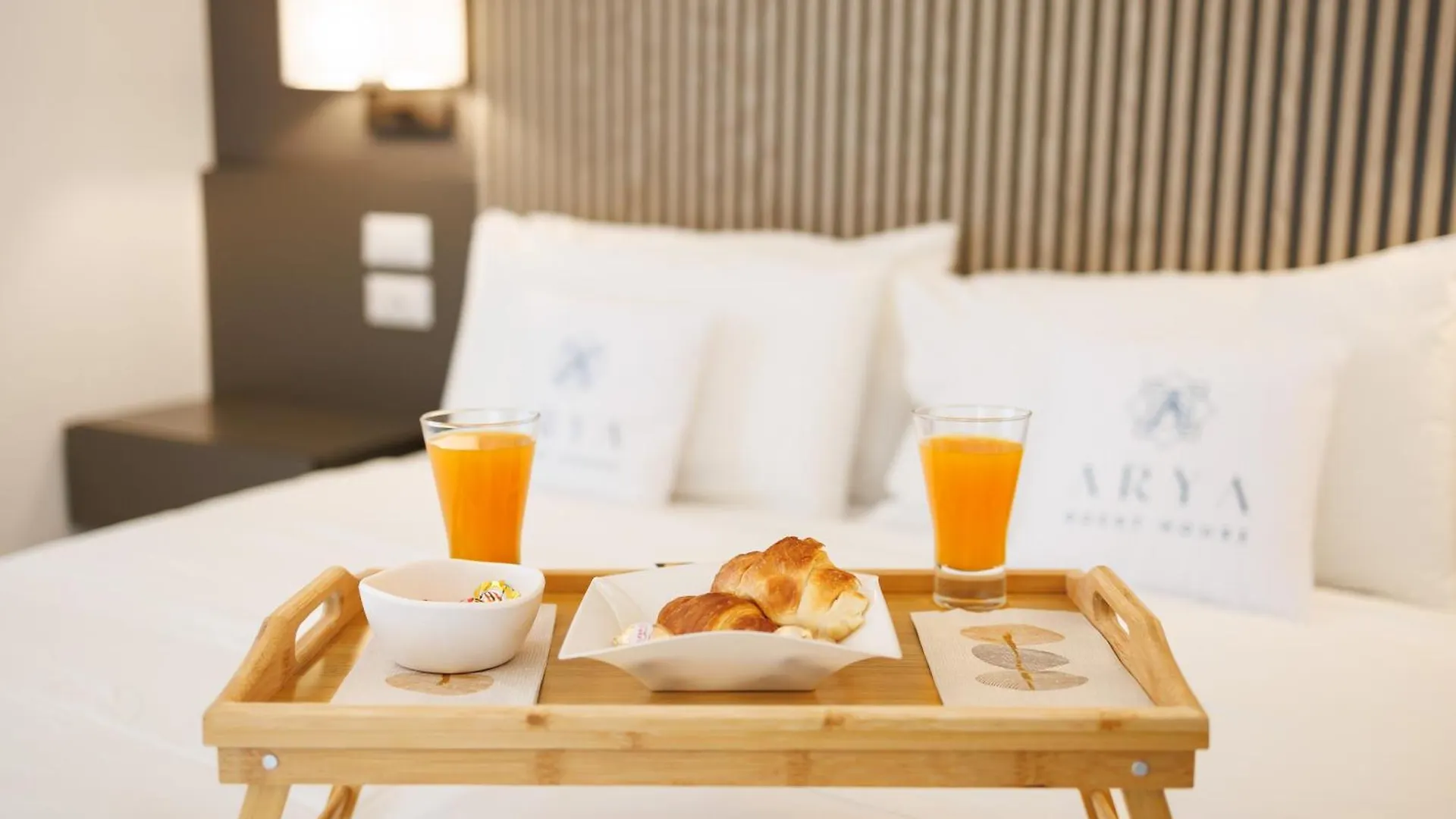 Arya Guest House Napoli 0*,  Italia