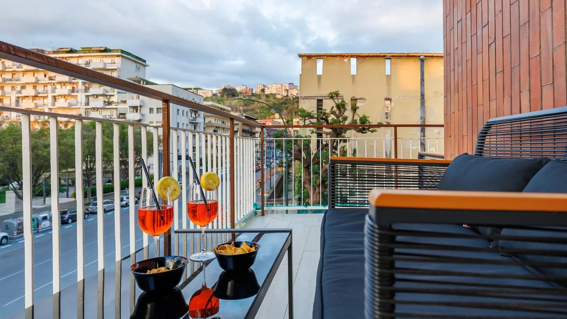 Arya Guest House Napoli Italia