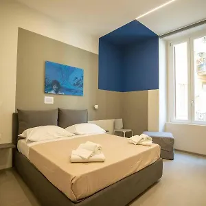  Aparthotel è....... By Dimorra